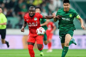 LPL赛事平台冲刺阶段突围战来临，武汉三镇围绕中超防线松动，态度坚定，资深球员宣示担当的简单介绍